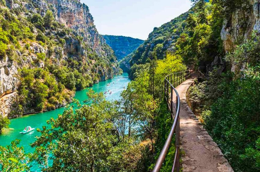 Verdon Gorge (Gorges du Verdon), Provence-Alpes-Côte d’Azur, France
